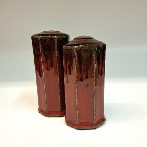 Click to view detail for #231125 Salt & Pepper Red/Black $16.50